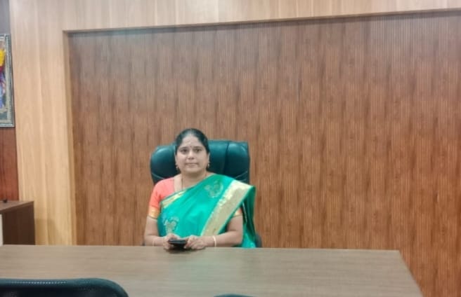 Dr. S. Vijayalakshmi, Principal of Kailash Women's College